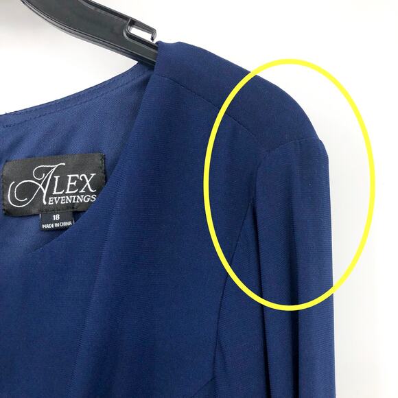 ALEX EVENINGS Round Embellished Cuff Gown Size 18 Navy Blue Keyhole Neck Ruched - Picture 9 of 13